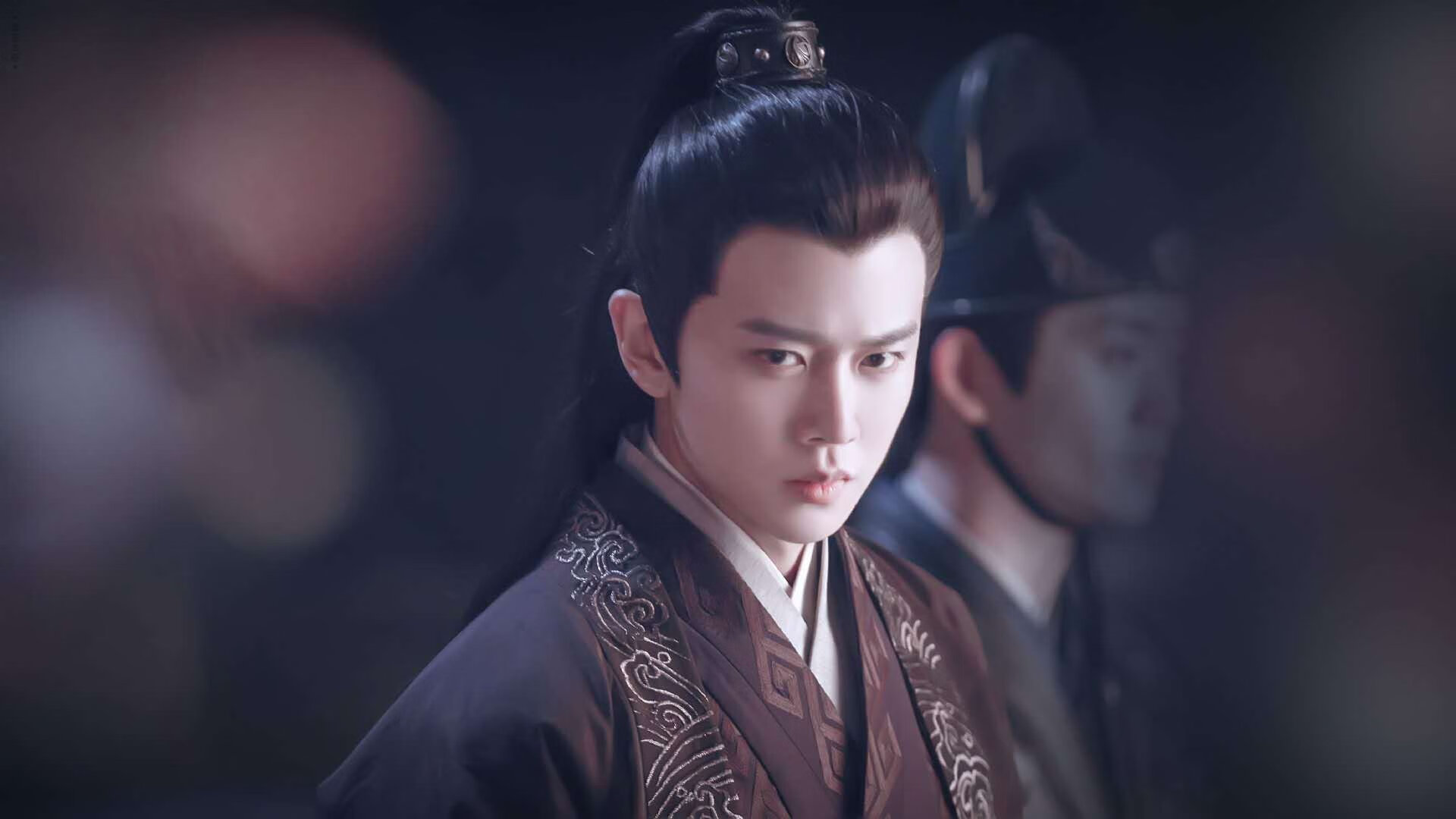 Kering-《王者荣耀全国冠赛，广东战队问鼎荣耀》，广东王者职业战队